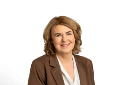 Regína Ásvaldsdóttir